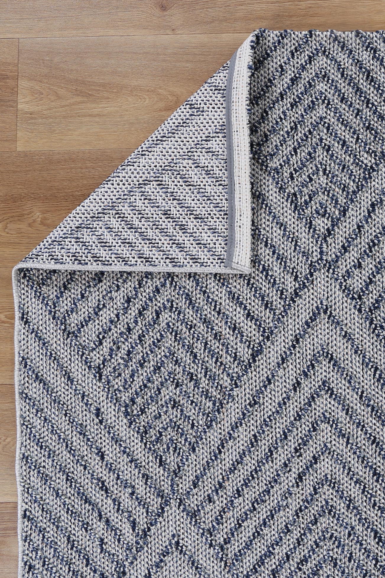 Vanuatu Naka Charcoal Geometric Flatweave Rug